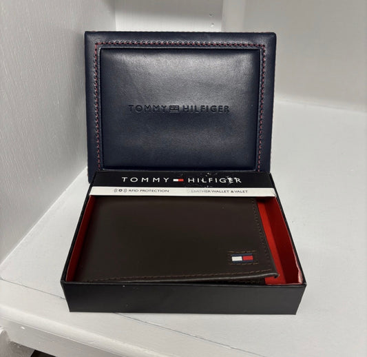 Billetera Para Hombre Marca Tommy Hilfiger Café US09