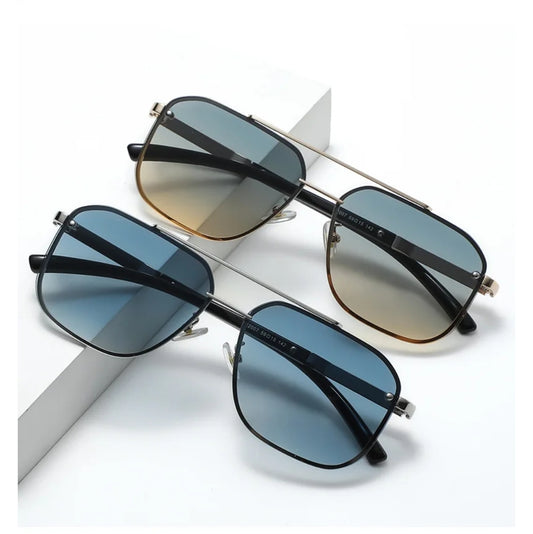 Lentes de Sol 2025 / celeste difuminado C99