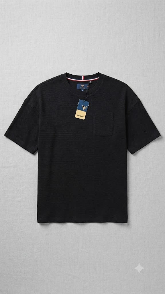 Camiseta Over Size Marca Interview - Negro NK19