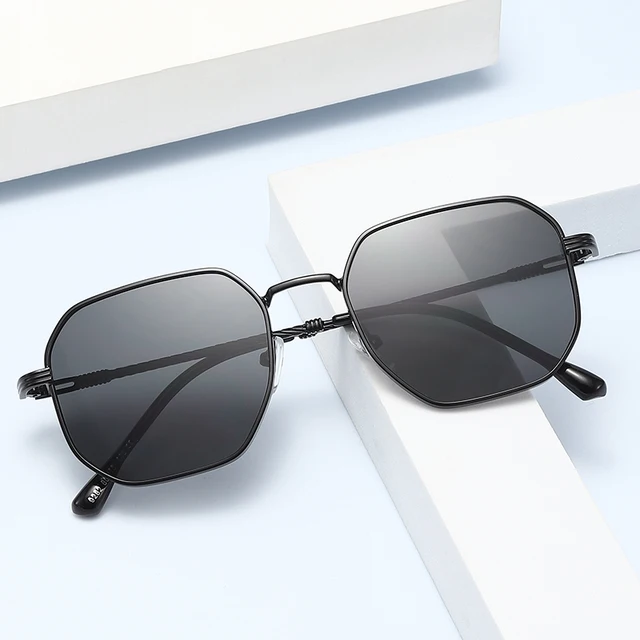 Lentes de Sol 2025  / Negro C142