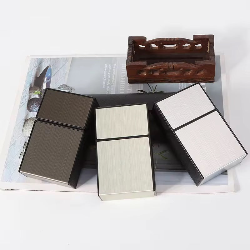 Caja para Cigarrillos y Encendedor/ Dorado IM30