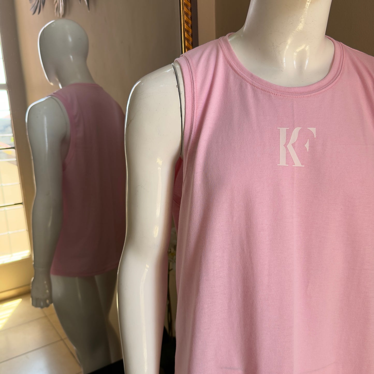 Camiseta desmangada KF - Rosa K289