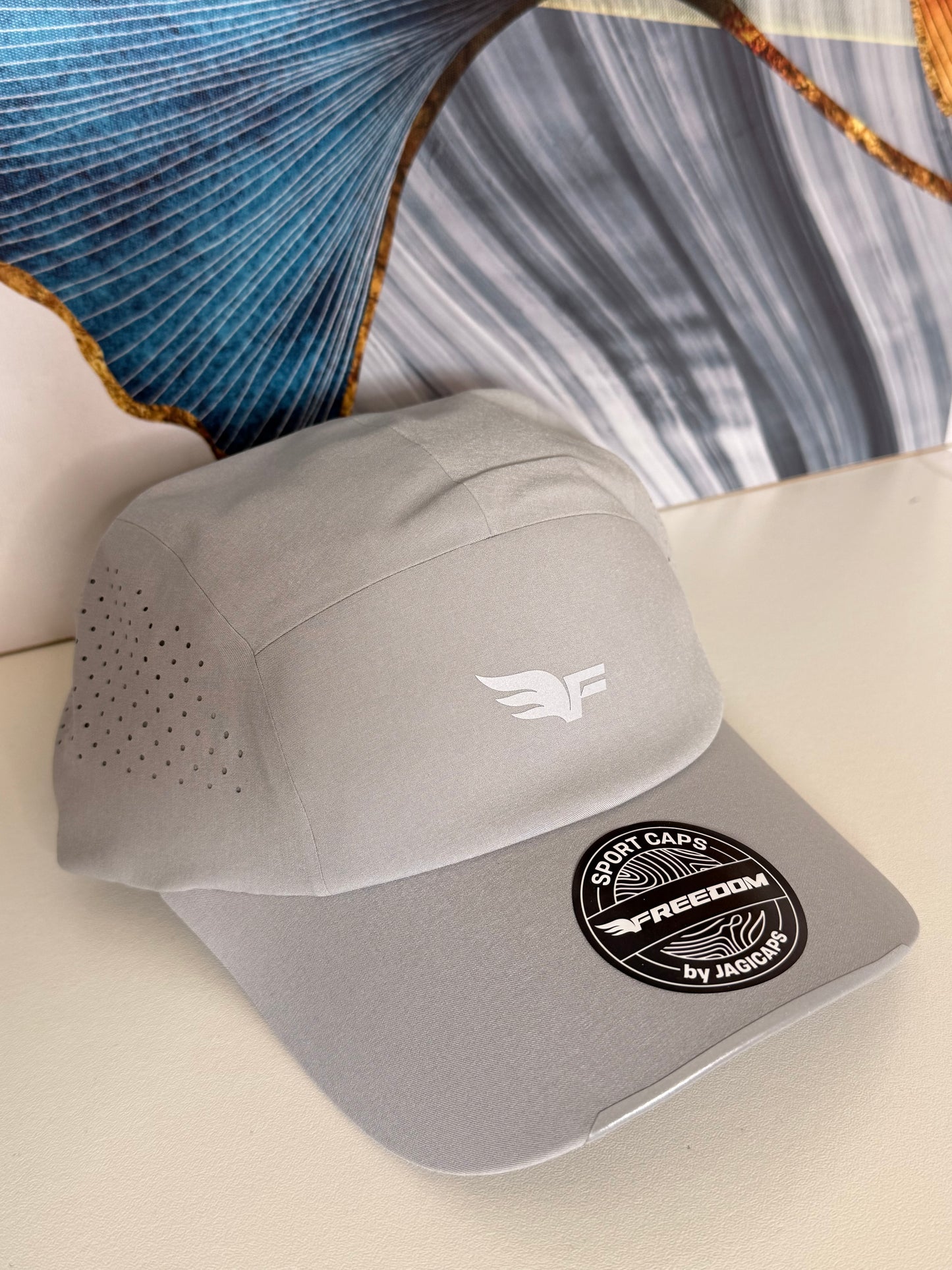 Gorra Deportiva Transpirable Freedon by Jagi Caps - Gris KCN64