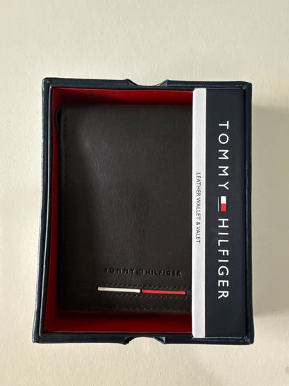 Billetera Para Hombre Marca Tommy Hilfiger Café Oscuro US89