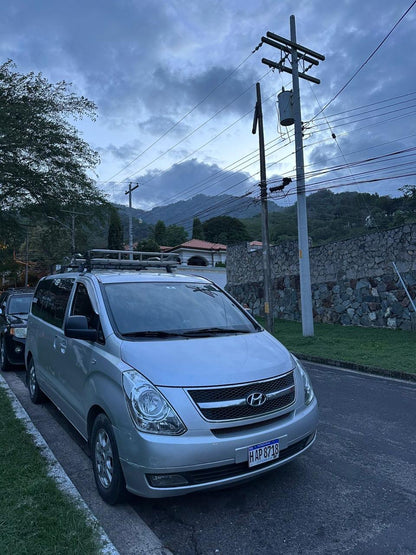 Hyundai Starex 2010 2.5 Tutbo Diesel