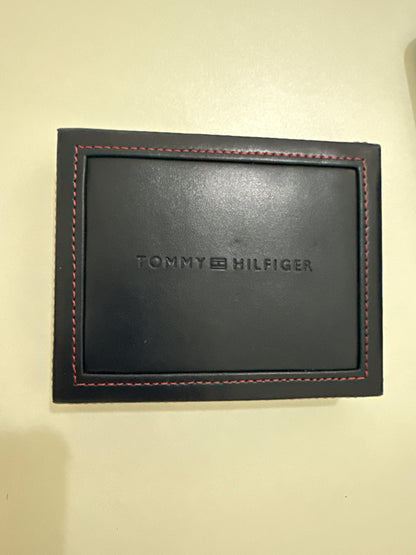 Billetera Para Hombre Marca Tommy Hilfiger Café US88