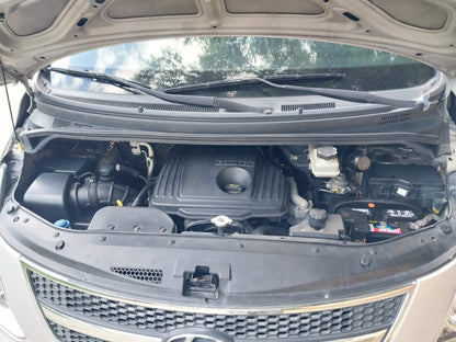 Hyundai Starex 2010 2.5 Tutbo Diesel