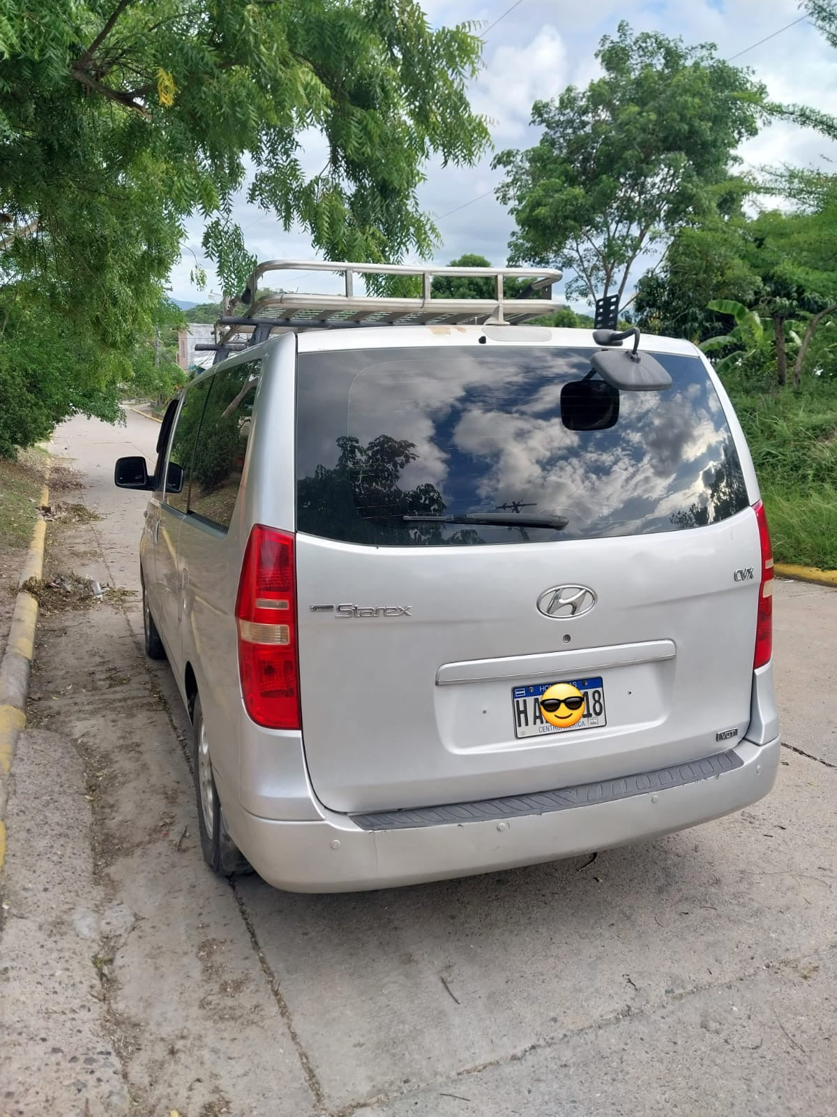 Hyundai Starex 2010 2.5 Tutbo Diesel