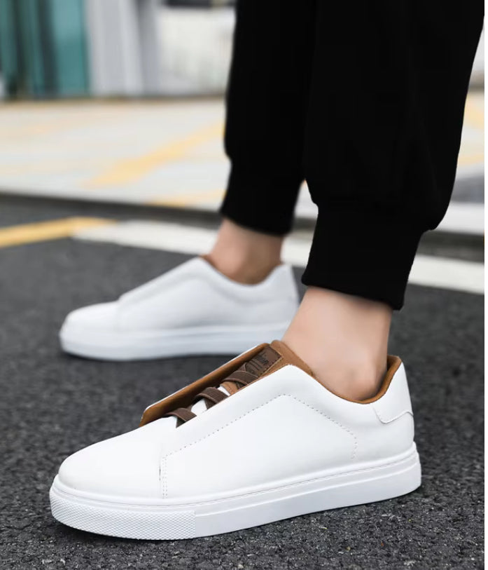 Tenis Casuales para caballero /Blanco K183