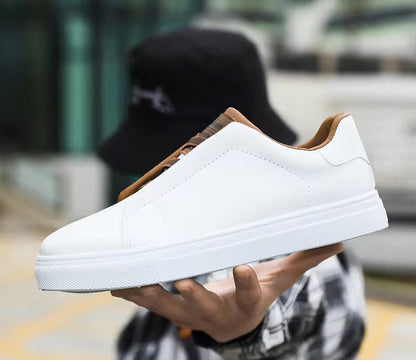 Tenis Casuales para caballero /Blanco K183