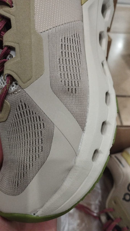 OUTLET 01/Tenis Deportivo  On-Cloud / Beige