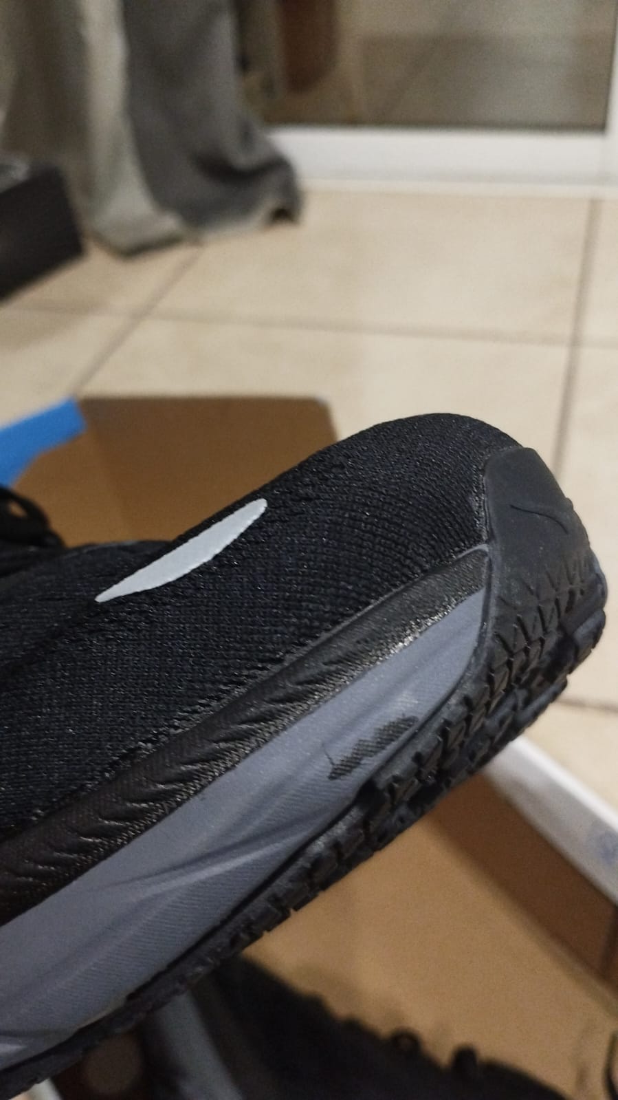 OUTLET 04/Tenis Casual Hoka/ Full Negro