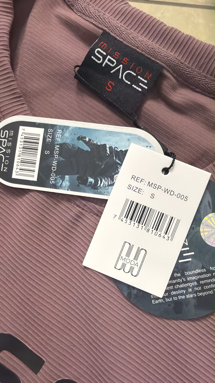 Camisa Oversize marca Mission Space/ Rosa Viejo KCN37