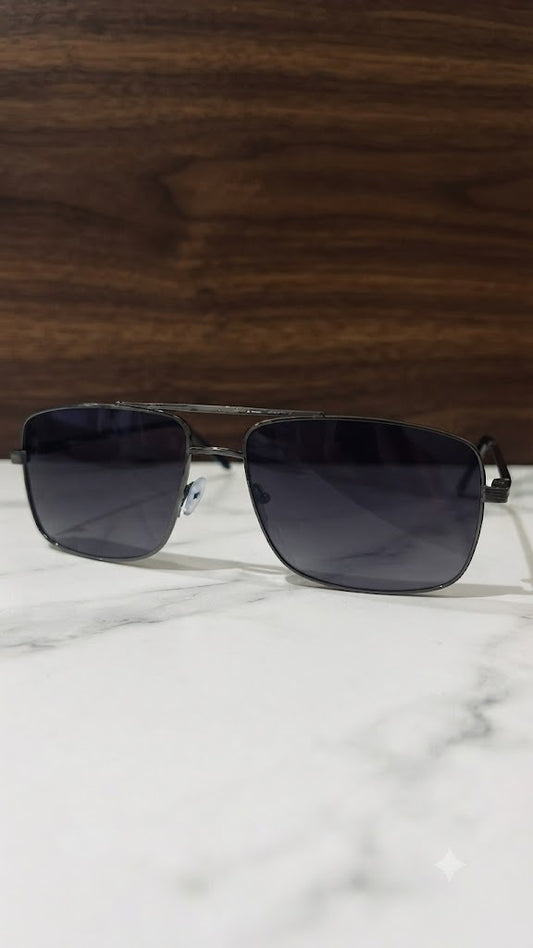 Lentes para el Sol. para caballero  -  Metal Negro-Lente Gris   C190
