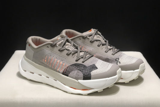 Tenis Cloudultra Pro / Gris K418