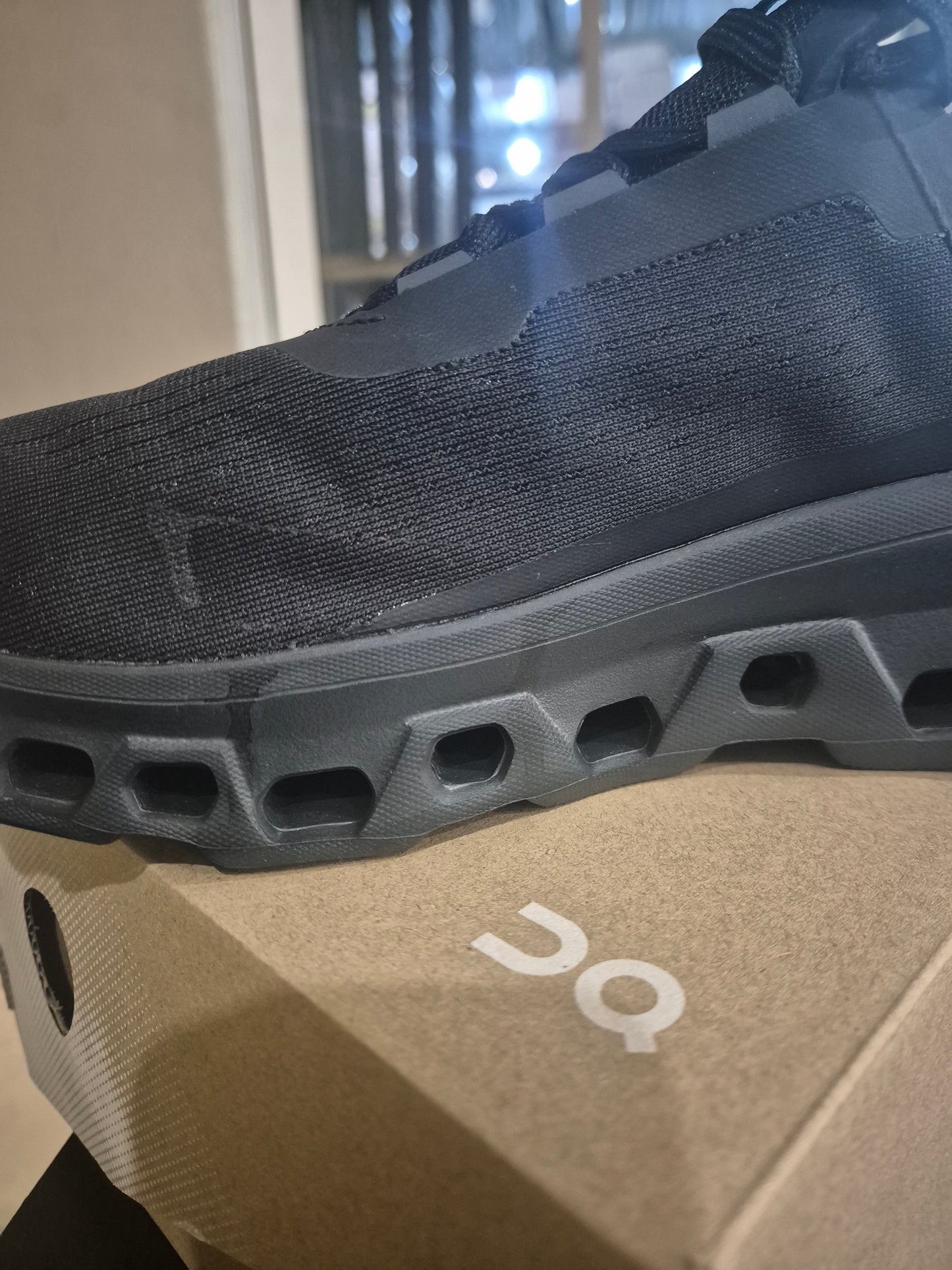 Tenis Deportivo On-Cloud Outlet 46/ Negro full K30